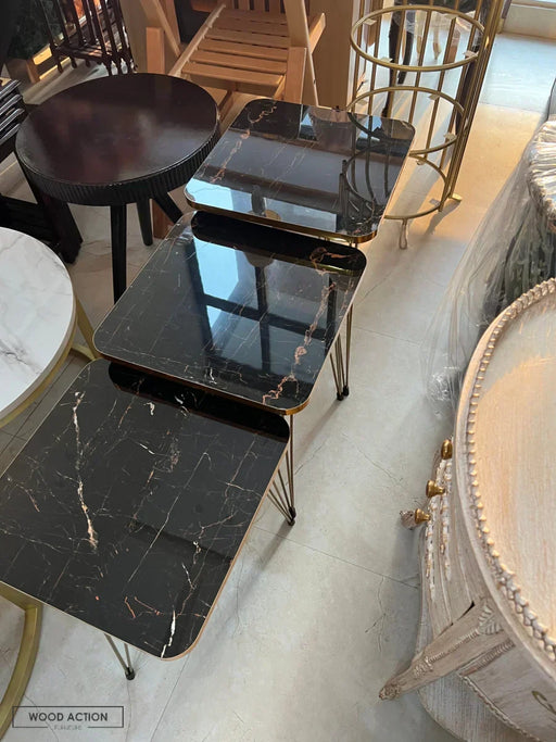 Square Black table